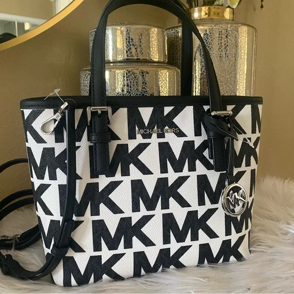 New Michael Kors jet set carryall xs tote convertible crossbody bag - Picture 6 of 13